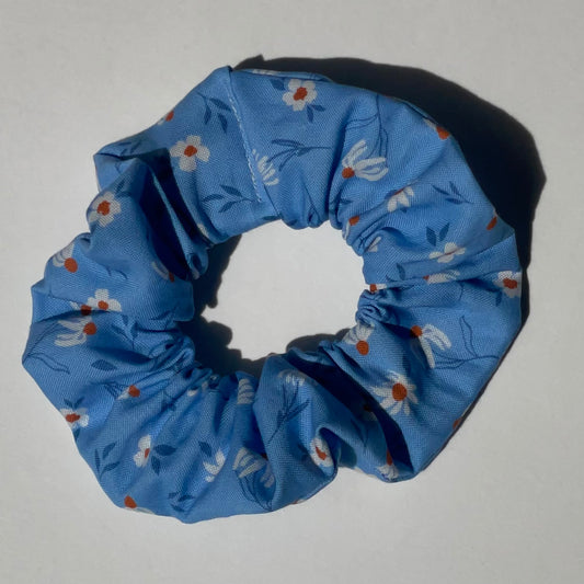 Daisies Scrunchie
