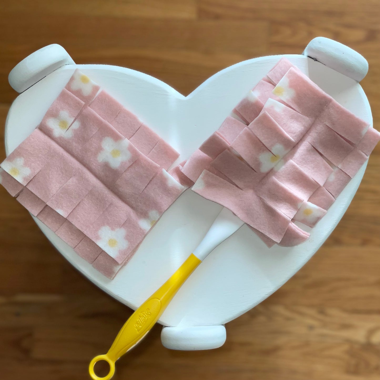 Reusable Duster - Daisies on Pink