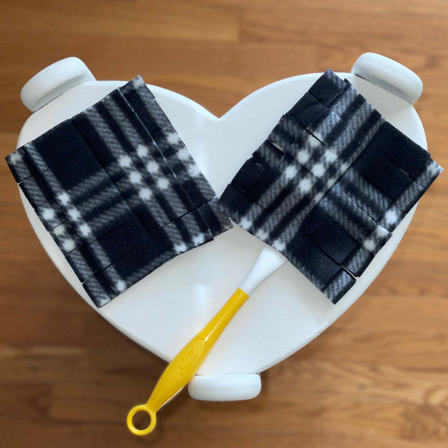 Reusable Duster - Black Plaid